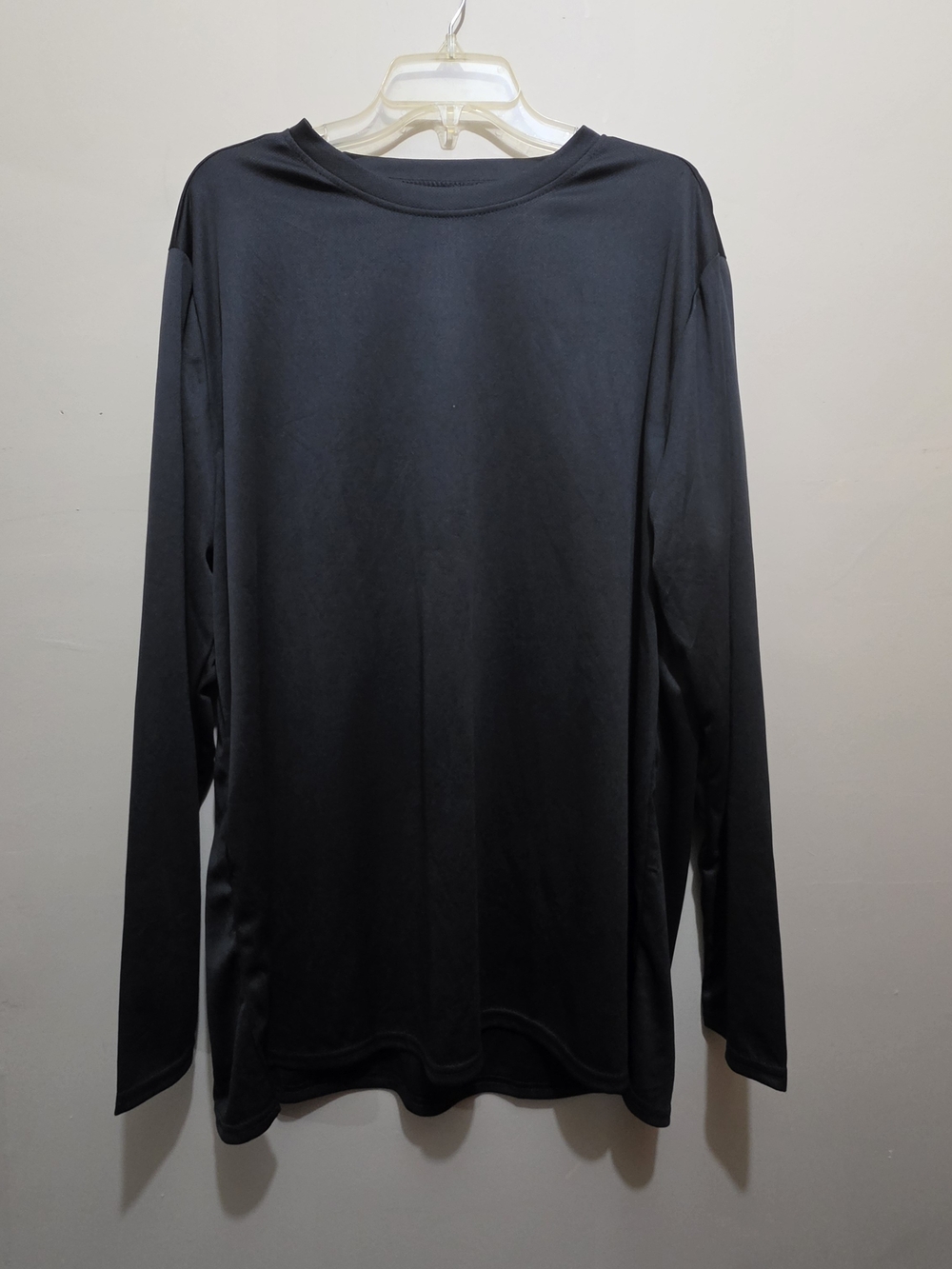Real Essentials Men’s 3XL Black Long Sleeve Athletic Performance Shirt
